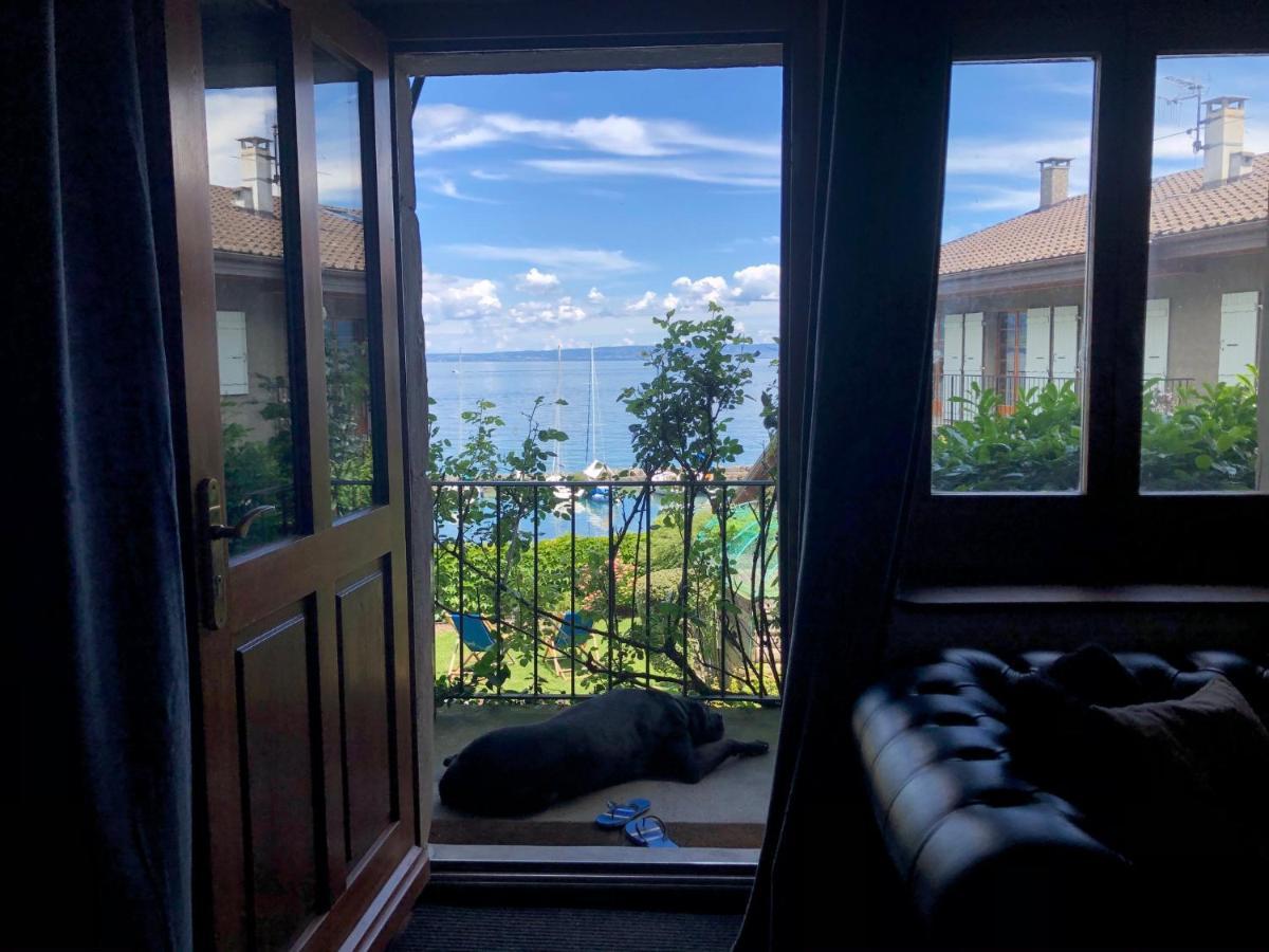 A Room With A View - Maisonnette Dans Bourg Medieval Au Bord Du Lac Leman Івуар Екстер'єр фото